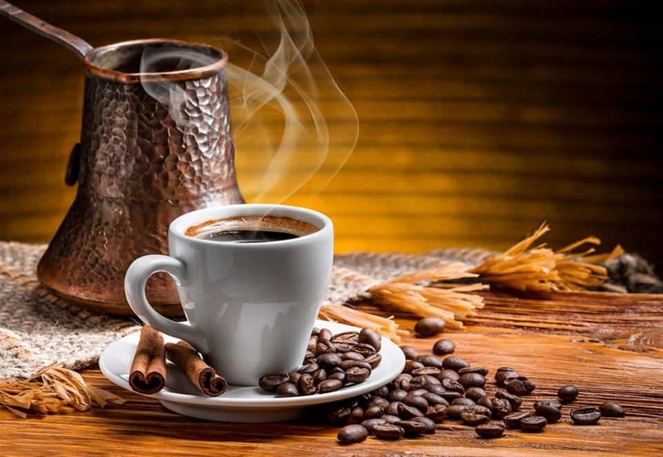 Proces przygotowywania kawy po turecku: krok po kroku